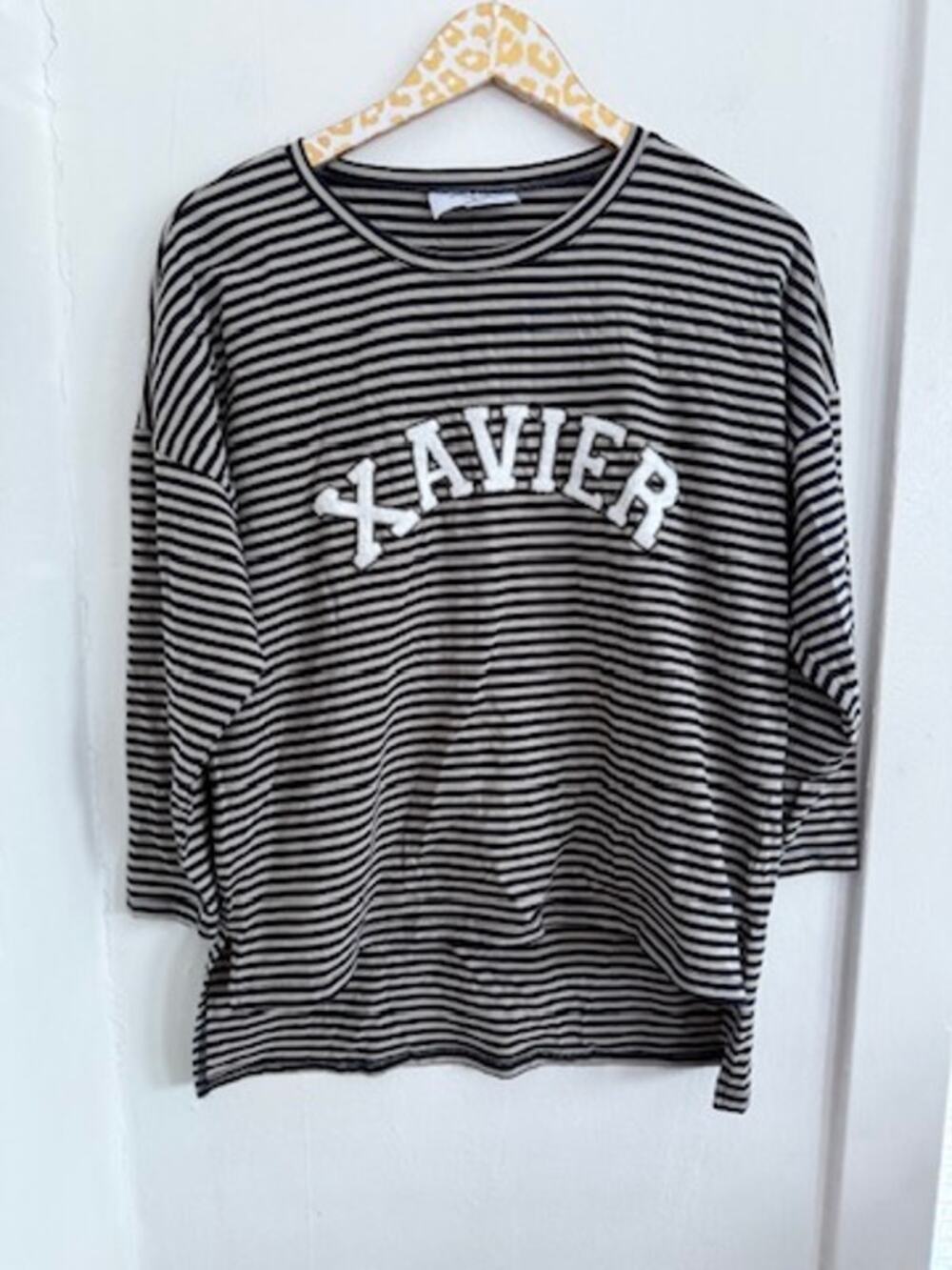 Xavier Emerson Street Navy Gray 3/4 Sleeve Shirt | Size Medium